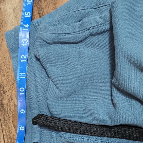 Nike Sportswear Club Fleece Big Swoosh Spellout Shorts Size Medium In Blue - Picture 6 of 7